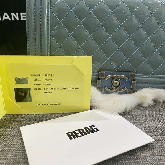 Chanel Patent Quilted Boy Flap Bag Old Medium - Picture 10 of 10